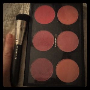 MAC blush set
